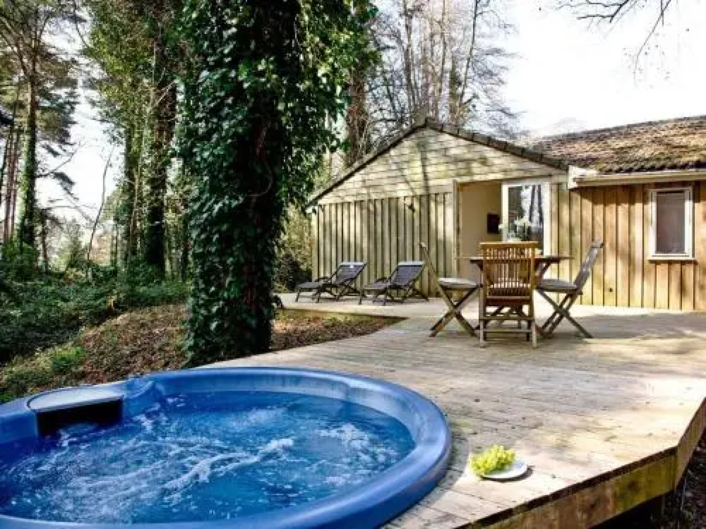 Hunters Lodge - 2 Indio Lake