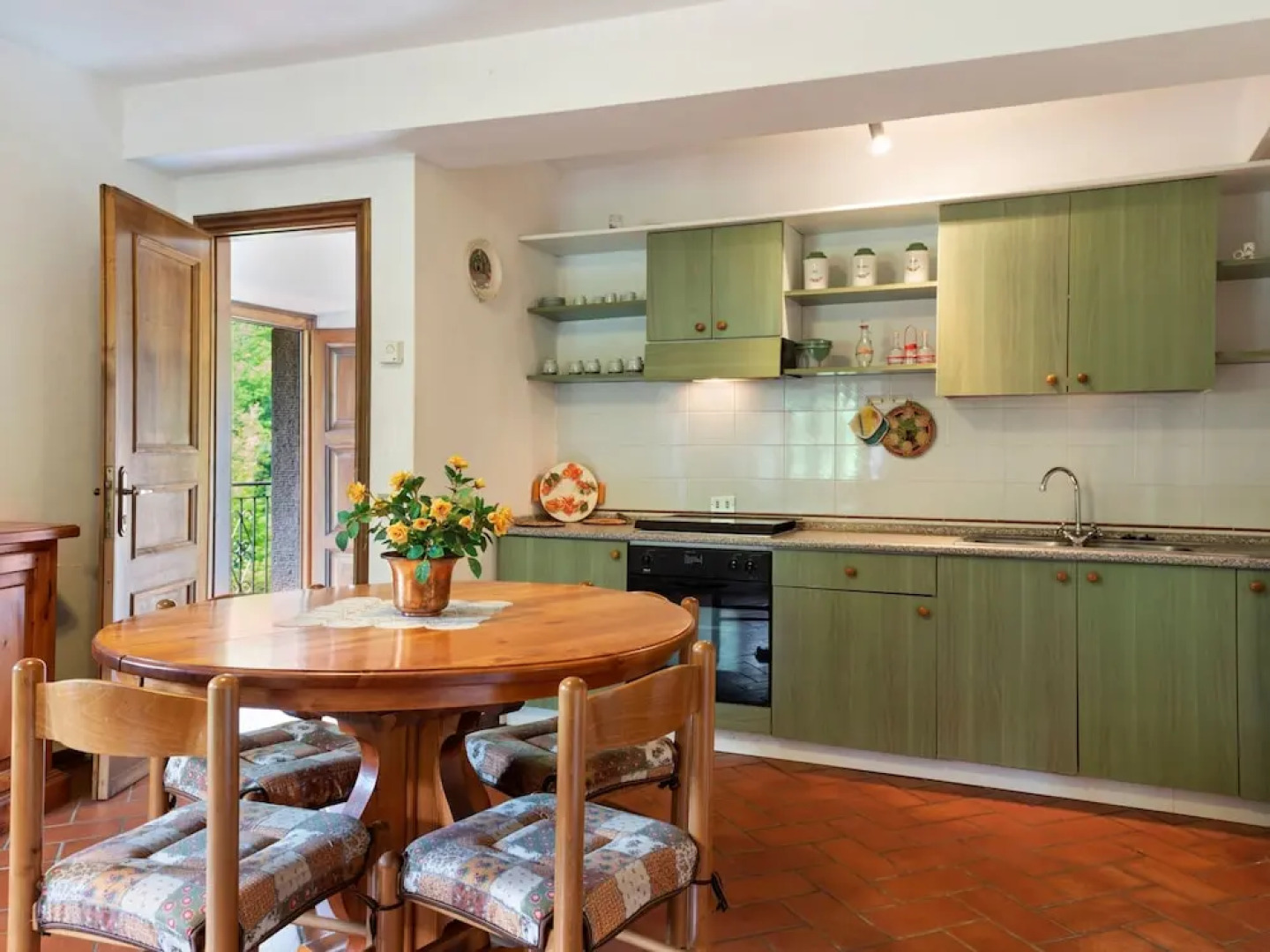 Apartment in Fosciandora With Pool