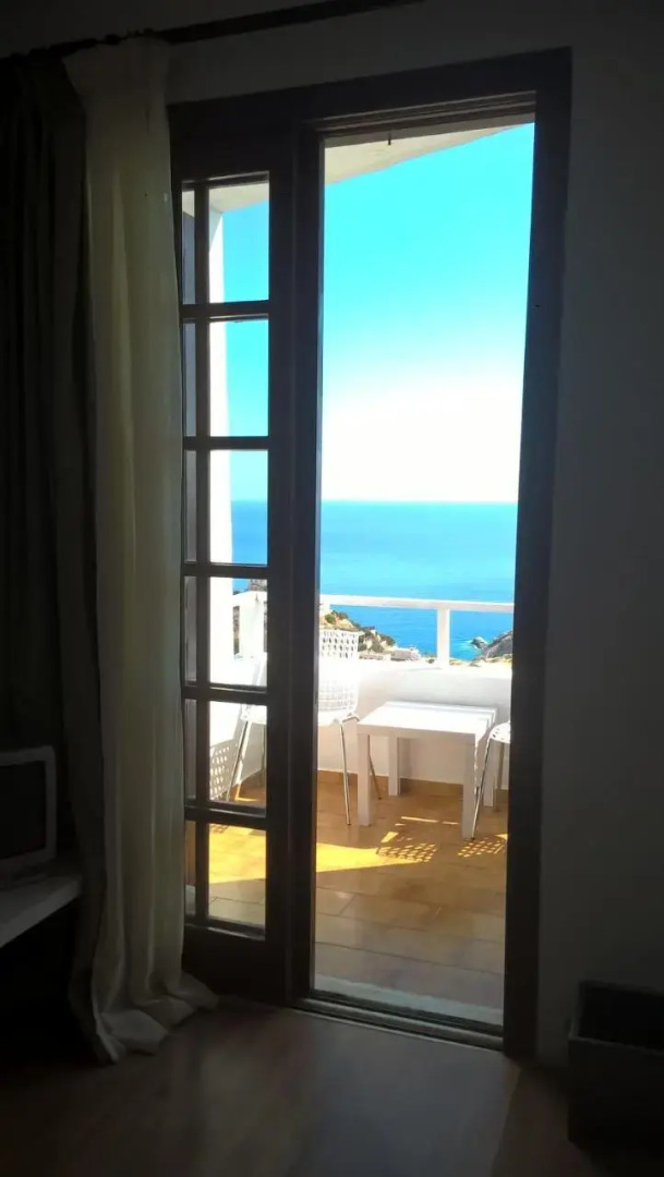 Bellevue Village Apartments Studios