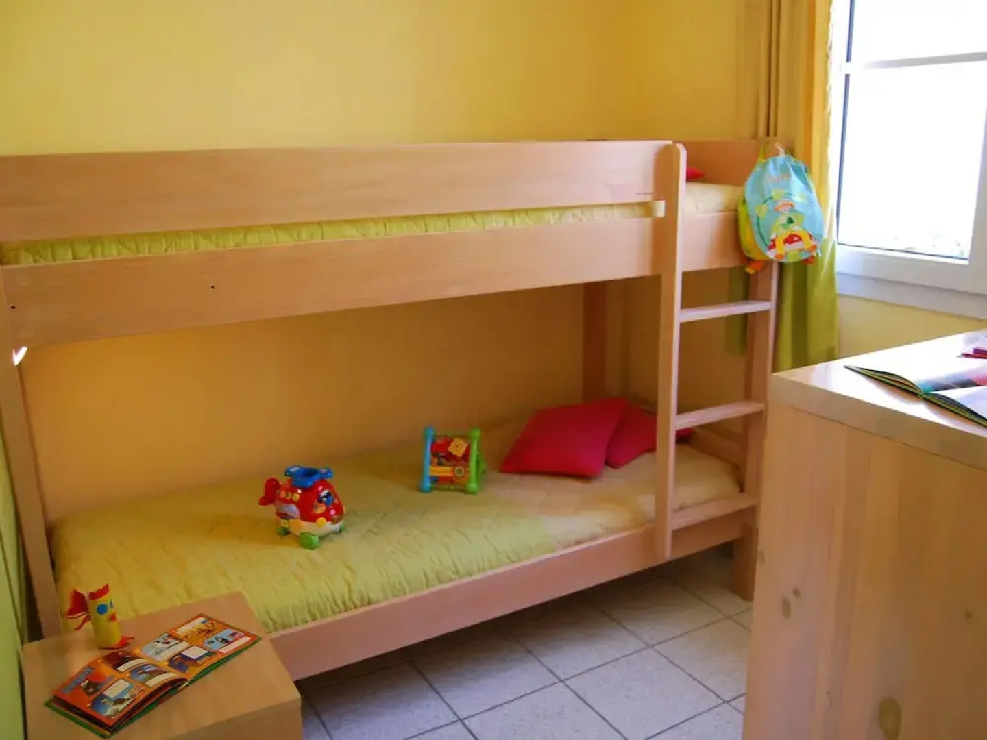 Colorful Apartment With Balcony or Terrace 500m From the sea