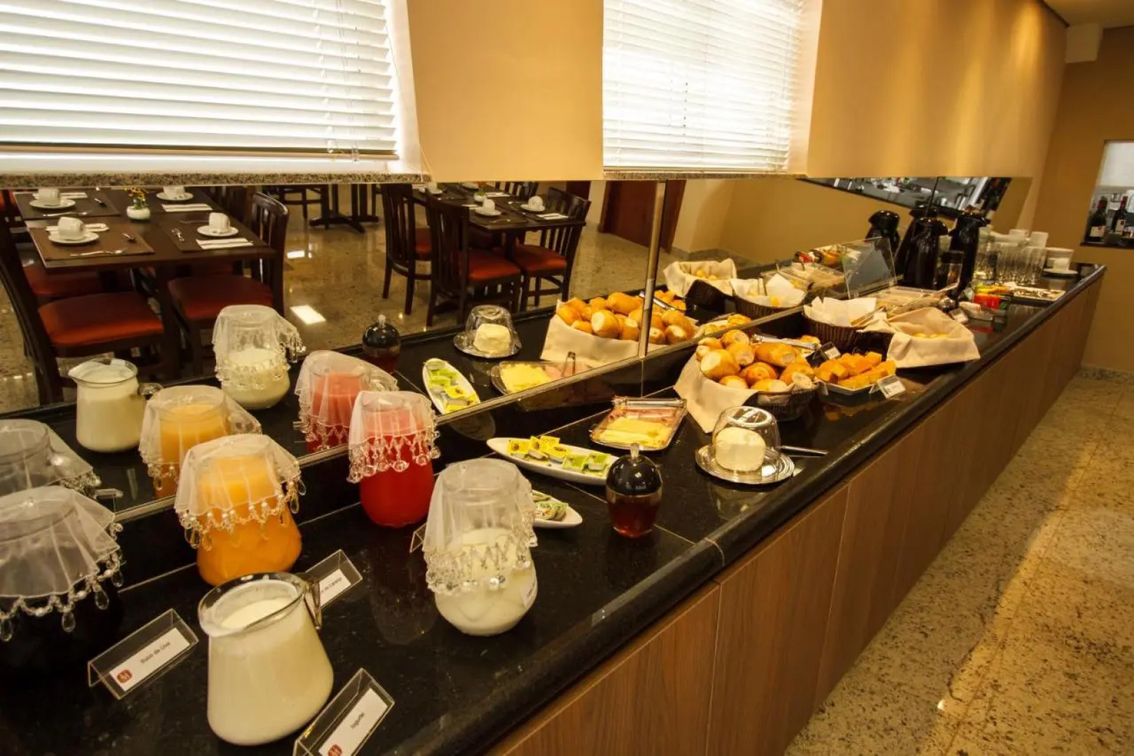 Ville de Montagne Hotel