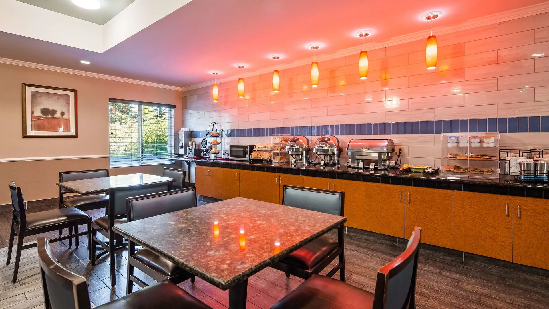 Best Western Airport Inn & Suites