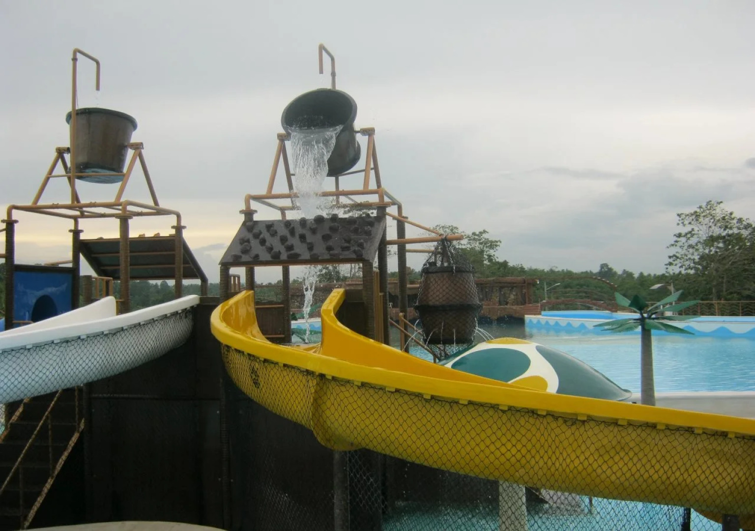 D' Leonor Inland Resort And Adventure Park