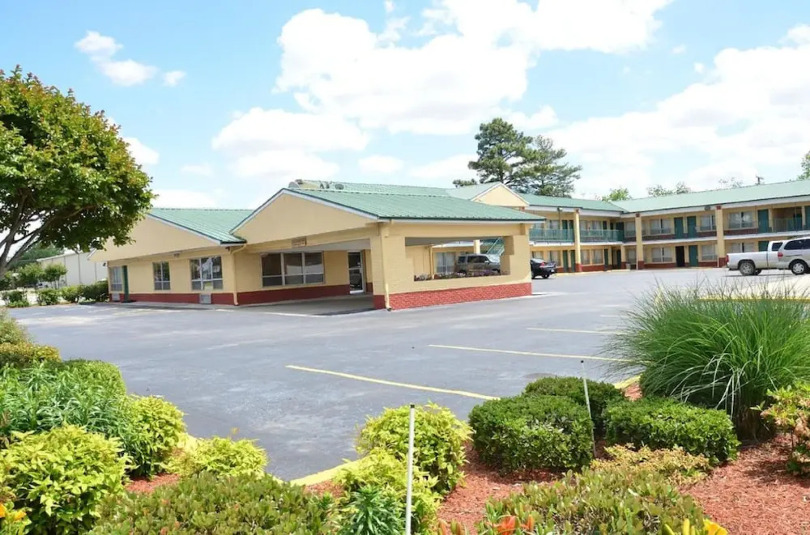 Americas Best Value Inn - Stuttgart