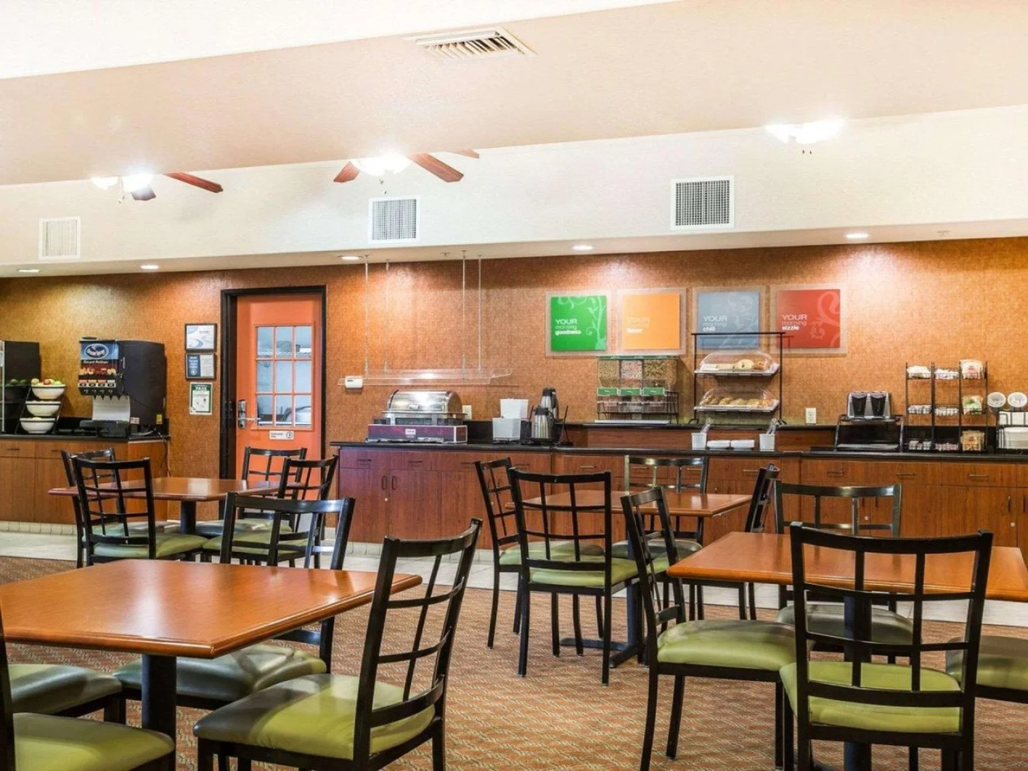 Comfort Inn & Suites Galt - Lodi North