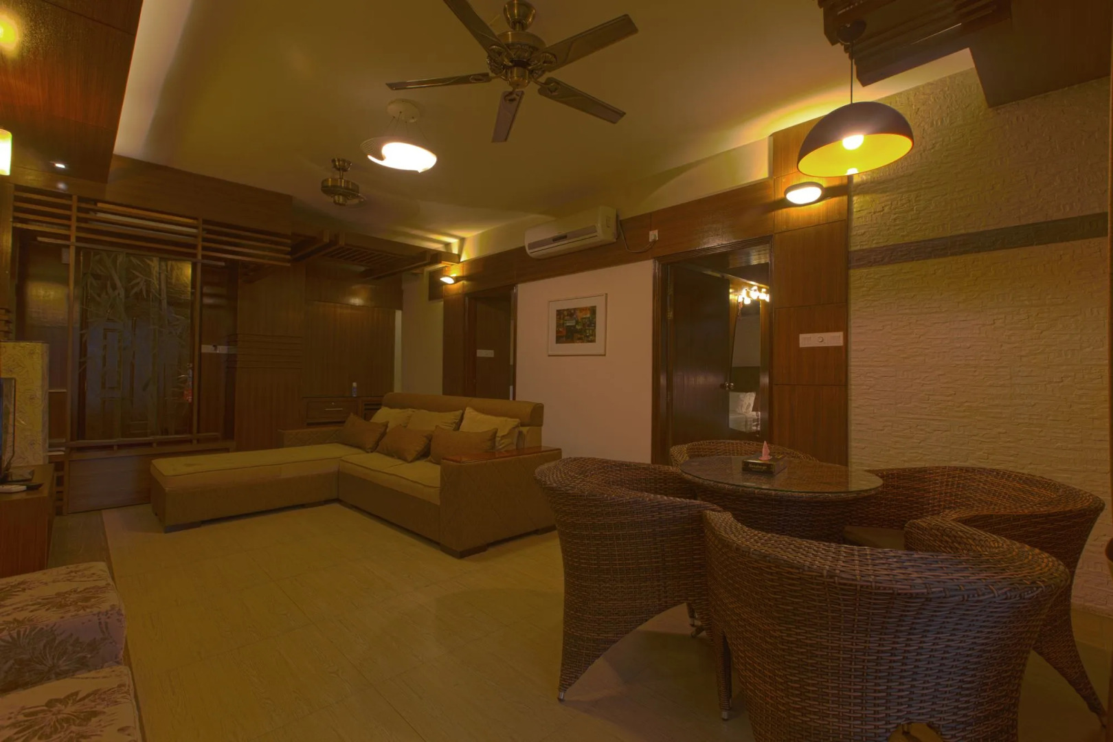 Neeshorgo Hotel And Resort Ltd