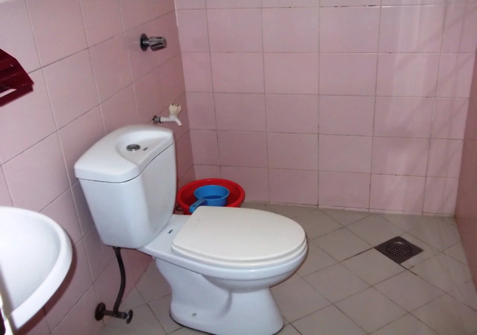 Nickel Travellers Inn