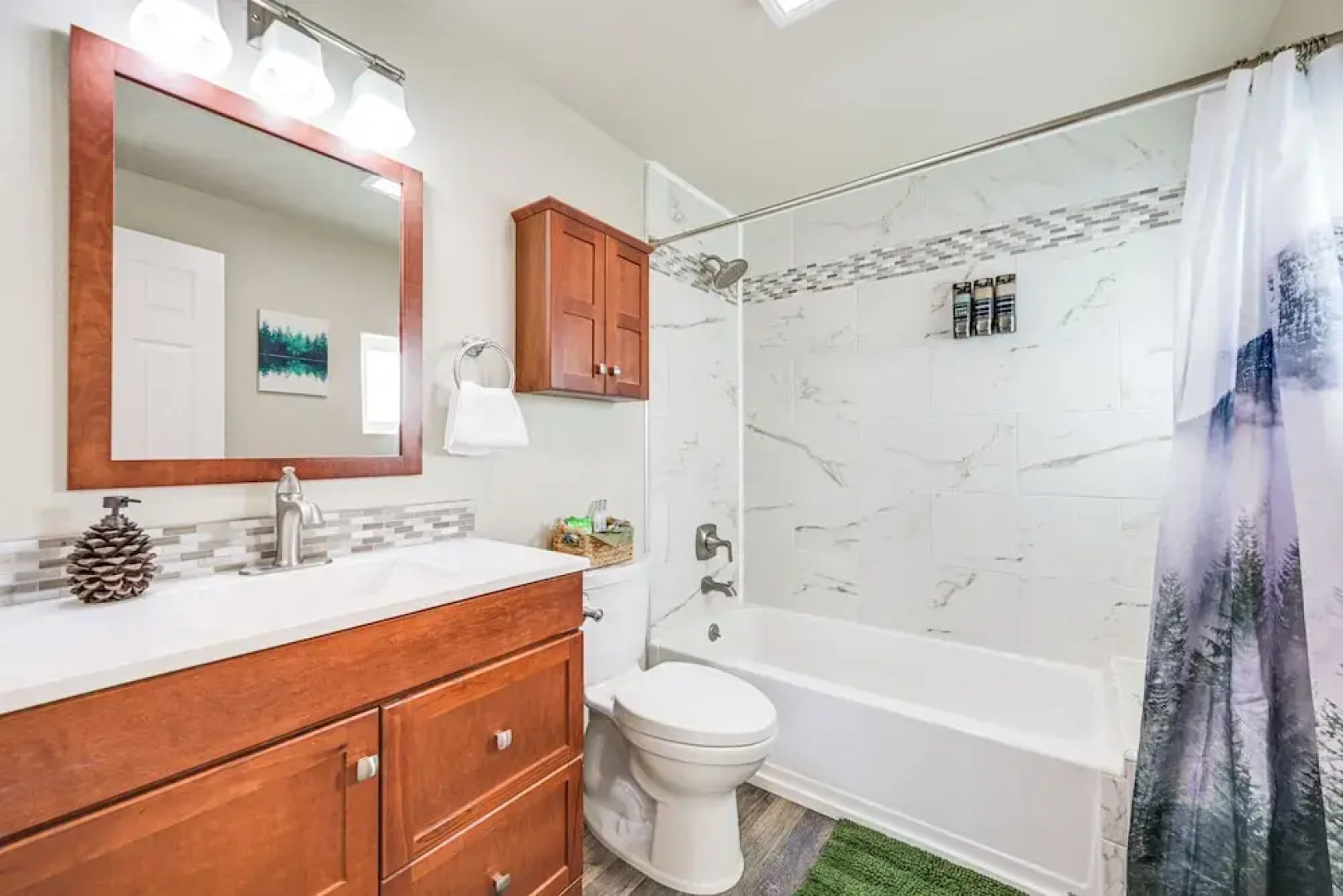 Family-friendly Cottage w/ Playground in Centralia