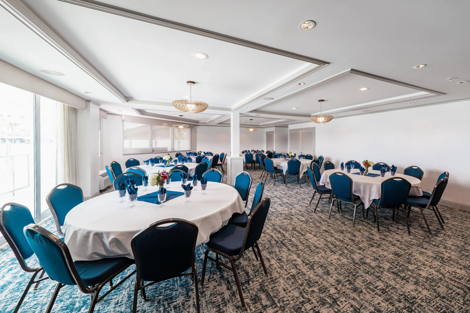 Bay Club Hotel & Marina