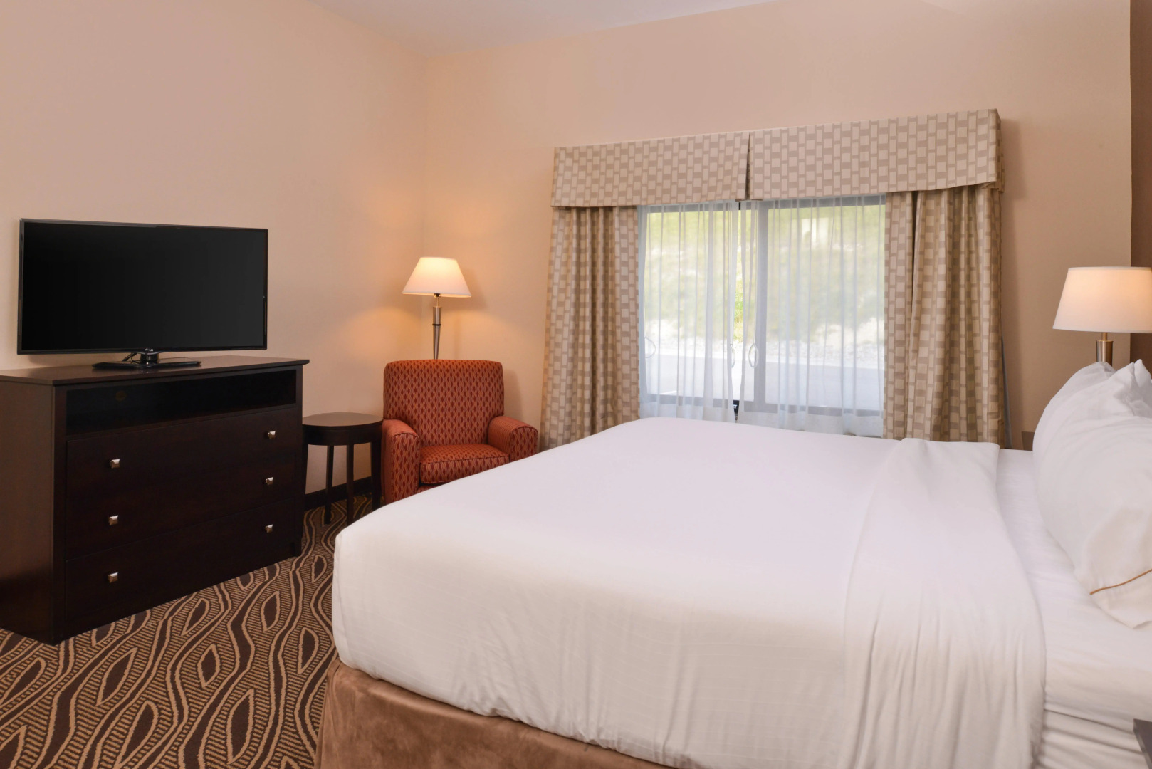 Holiday Inn Express & Suites Washington - Meadow Lands by IHG