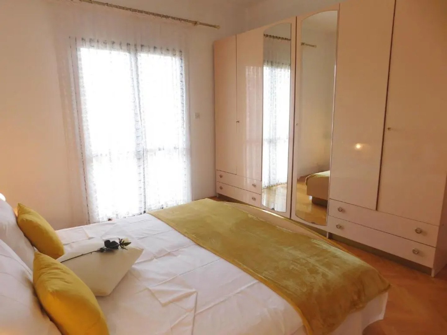 Holiday Home Palm Tree