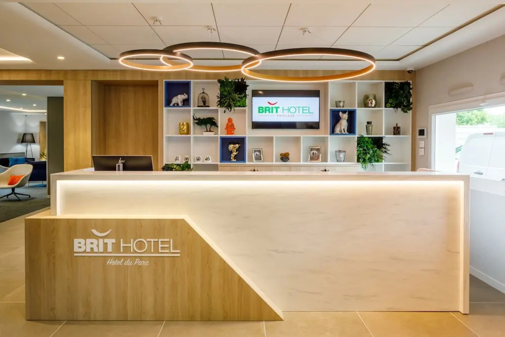 BRIT HOTEL Fougères - Hôtel du Parc 3*