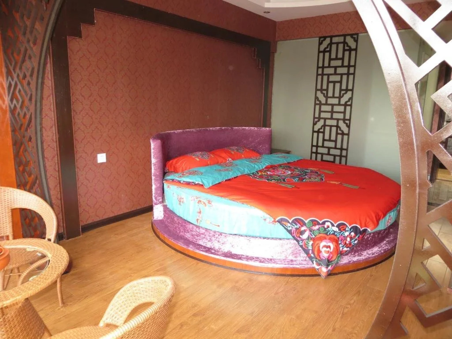 Fenghuang Ruyi Hostel