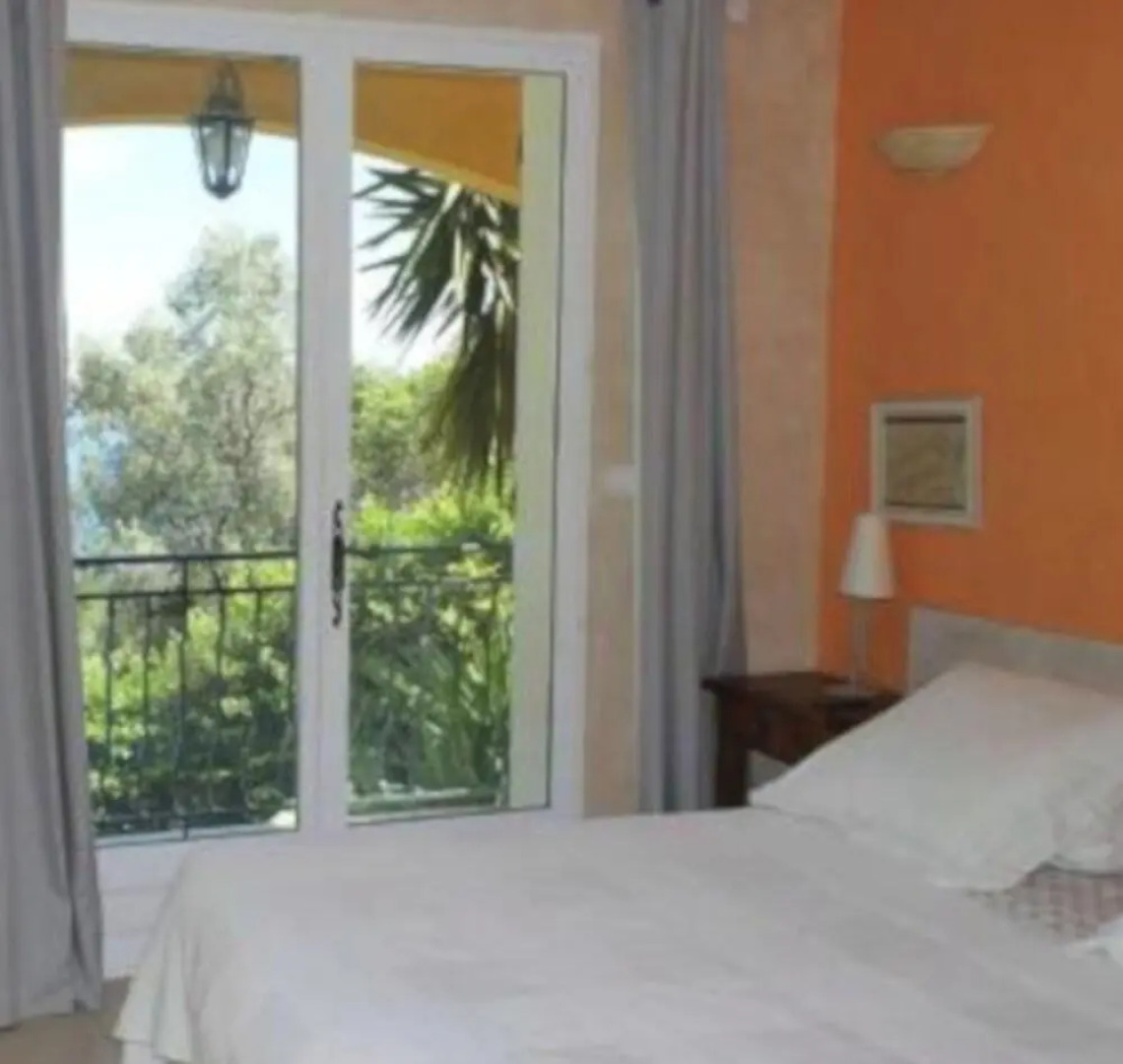 Cosy Cottage La Turbie