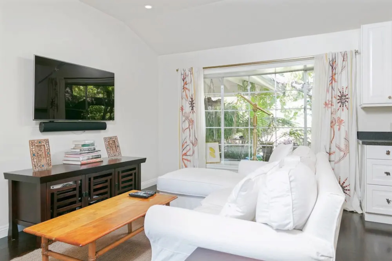 4BR 2 5BA Montecito Luxury Home Pool Sleeps 8 by RedAwning