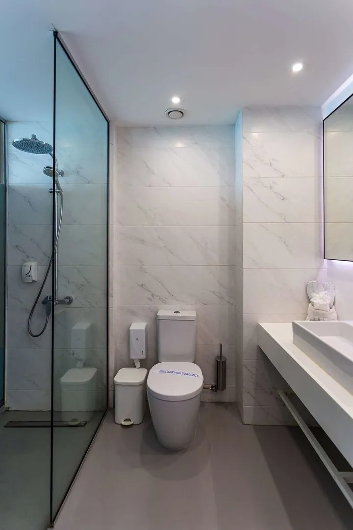 Piere Anne Beach Hotel