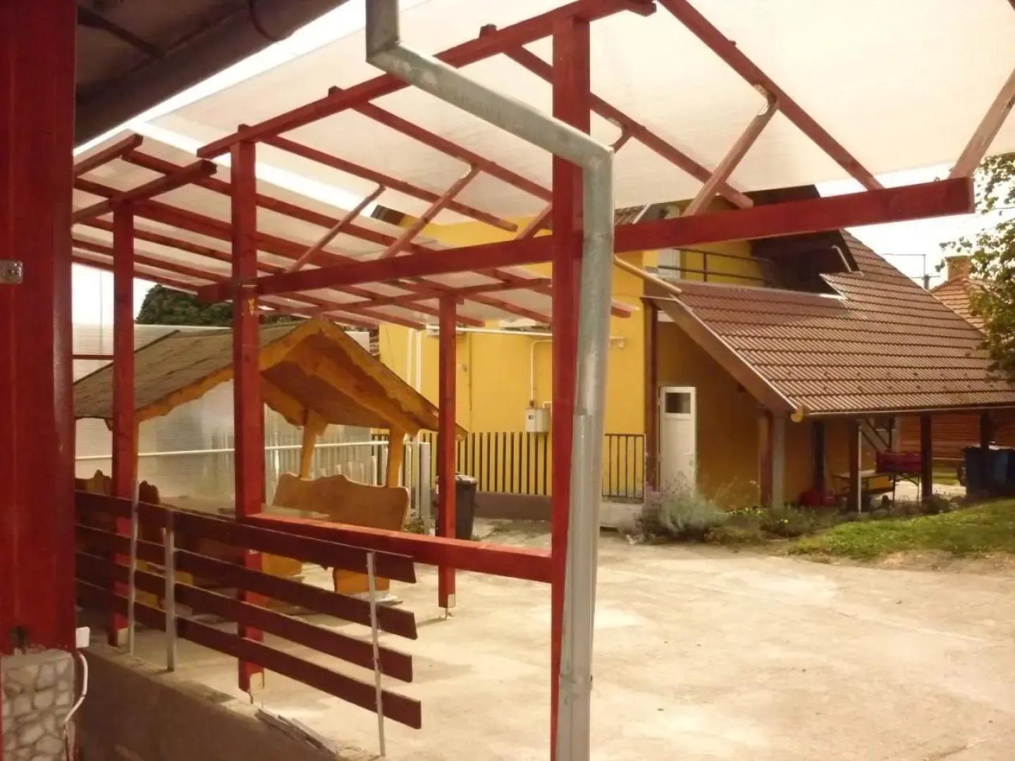 R1 Rolléder Apartman-ház