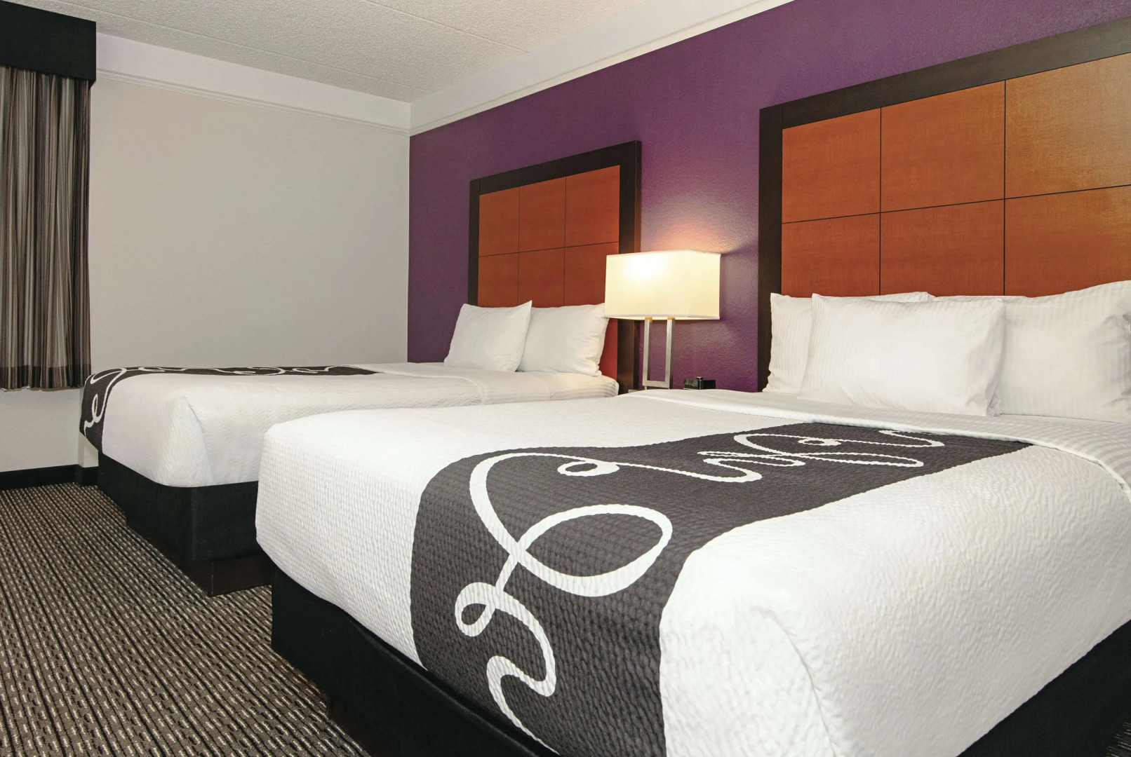 La Quinta Inn & Suites by Wyndham Ontario Airport