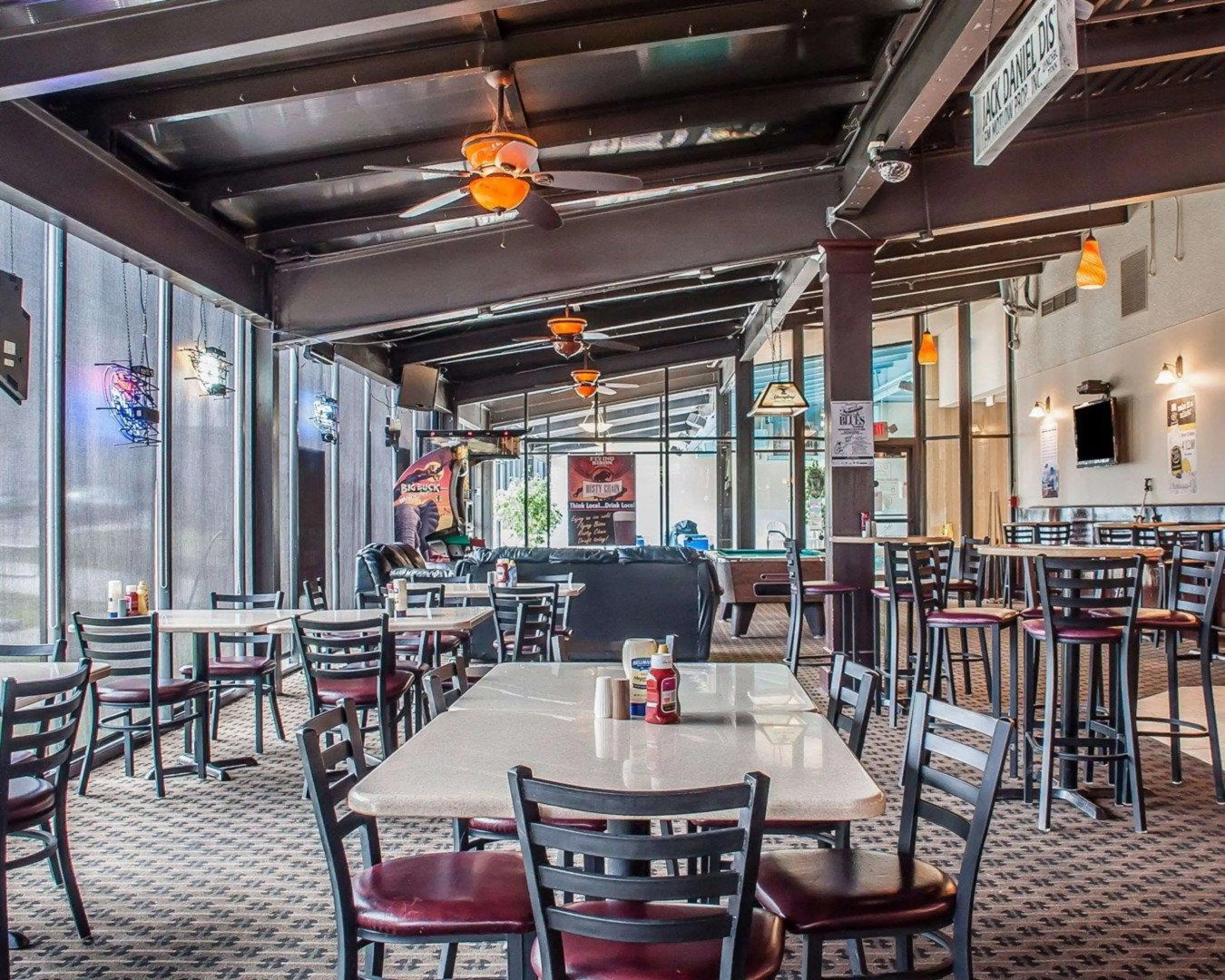 Quality Hotel & Suites At The Falls