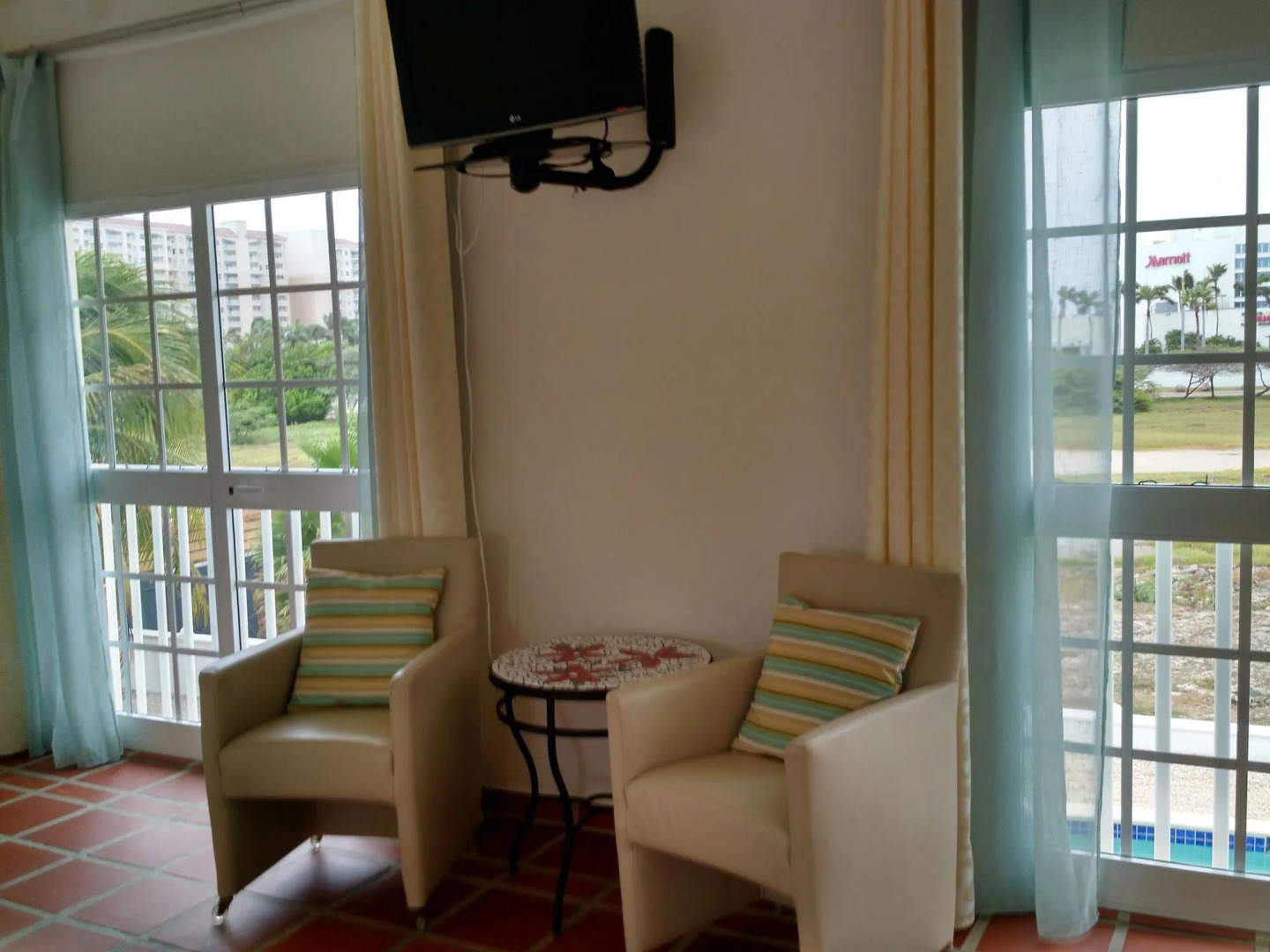 Karibu Aruba Boutique Hotel