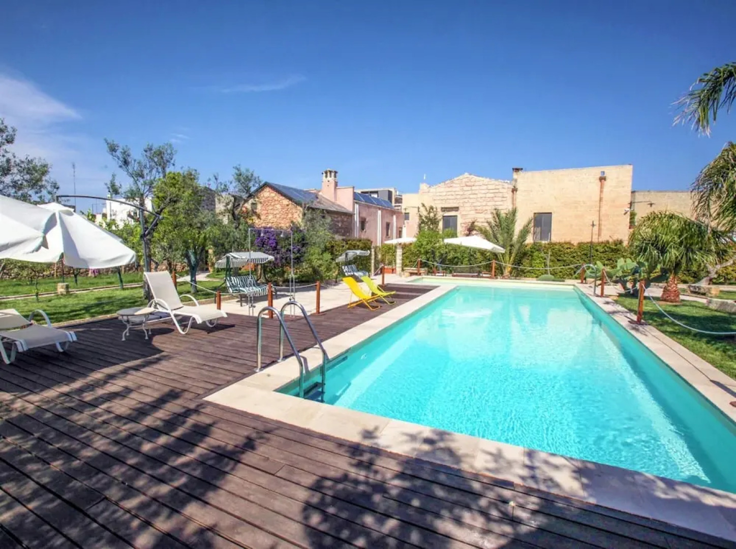 Pat016 in Pat With 8 Bedrooms and 8 Bathrooms