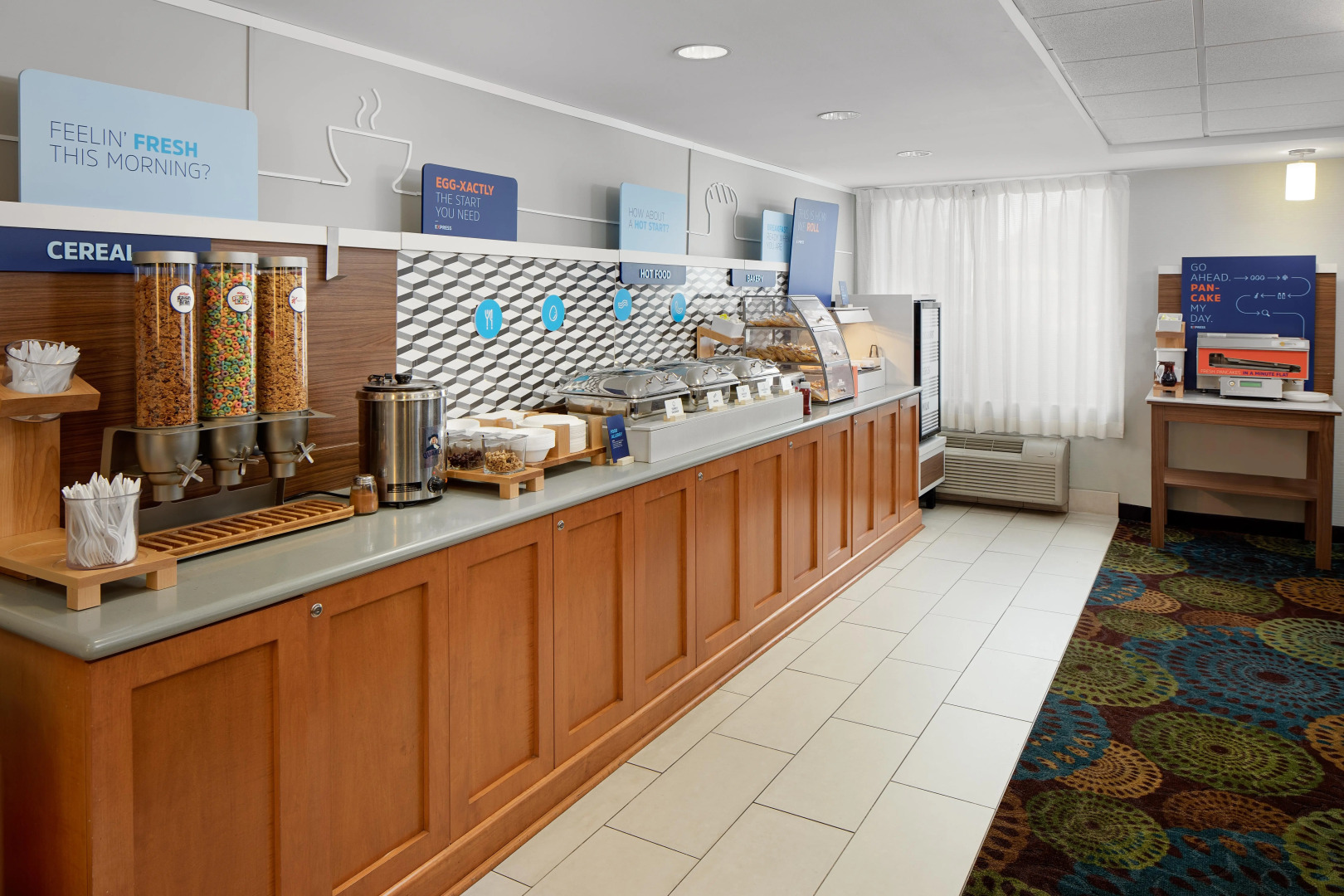 Holiday Inn Express Romulus / Detroit Airport by IHG