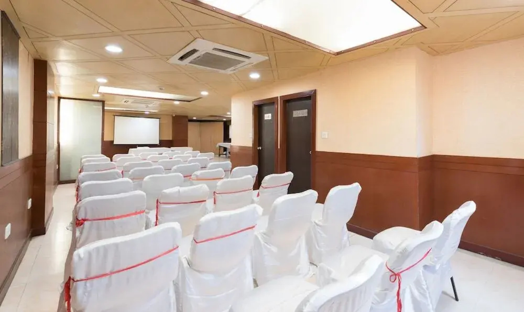 OYO 794 Hotel East Palace