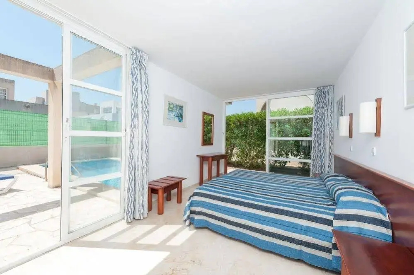 Tampa Bay V2E1 (Xerna)