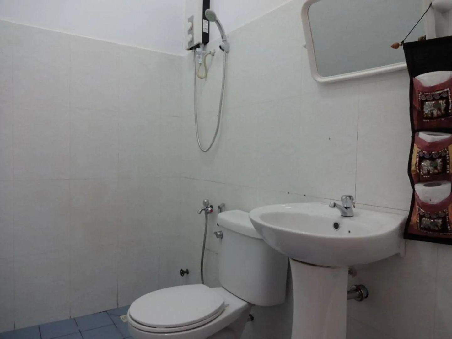 Kong Bar & Guesthouse