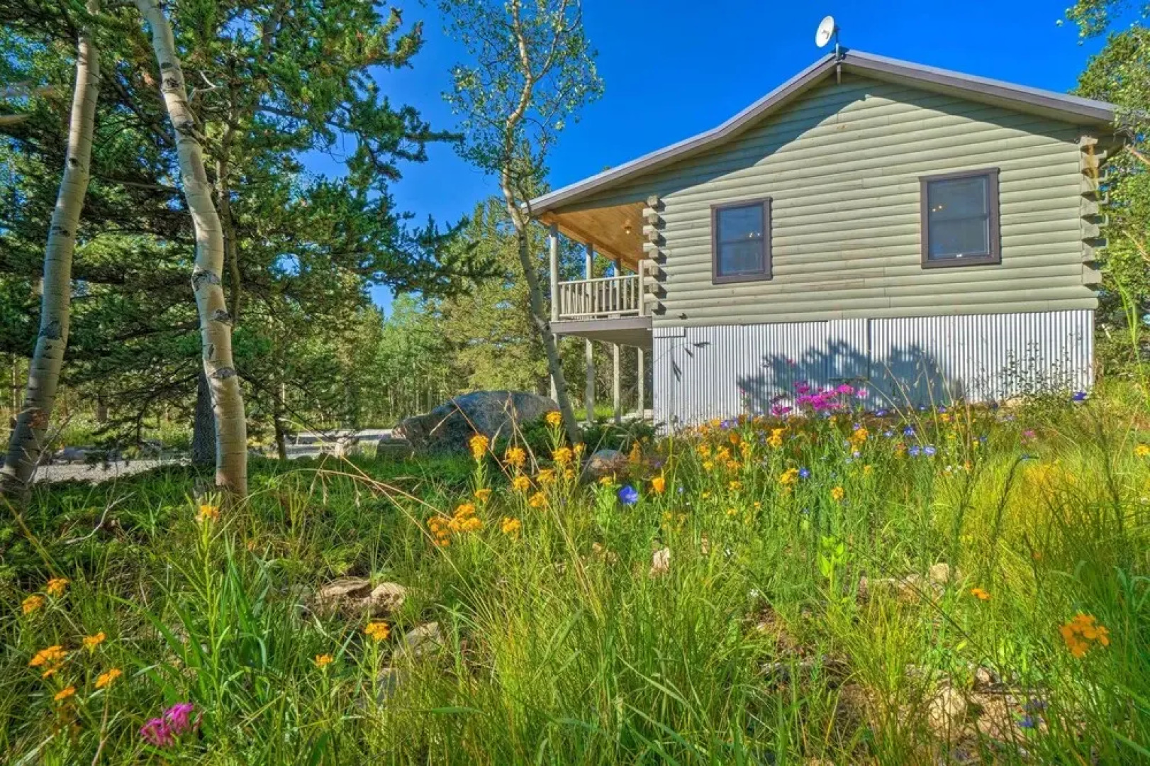 24-0132 Alma Retreat w/ Deck: 17 Mi to Skiing