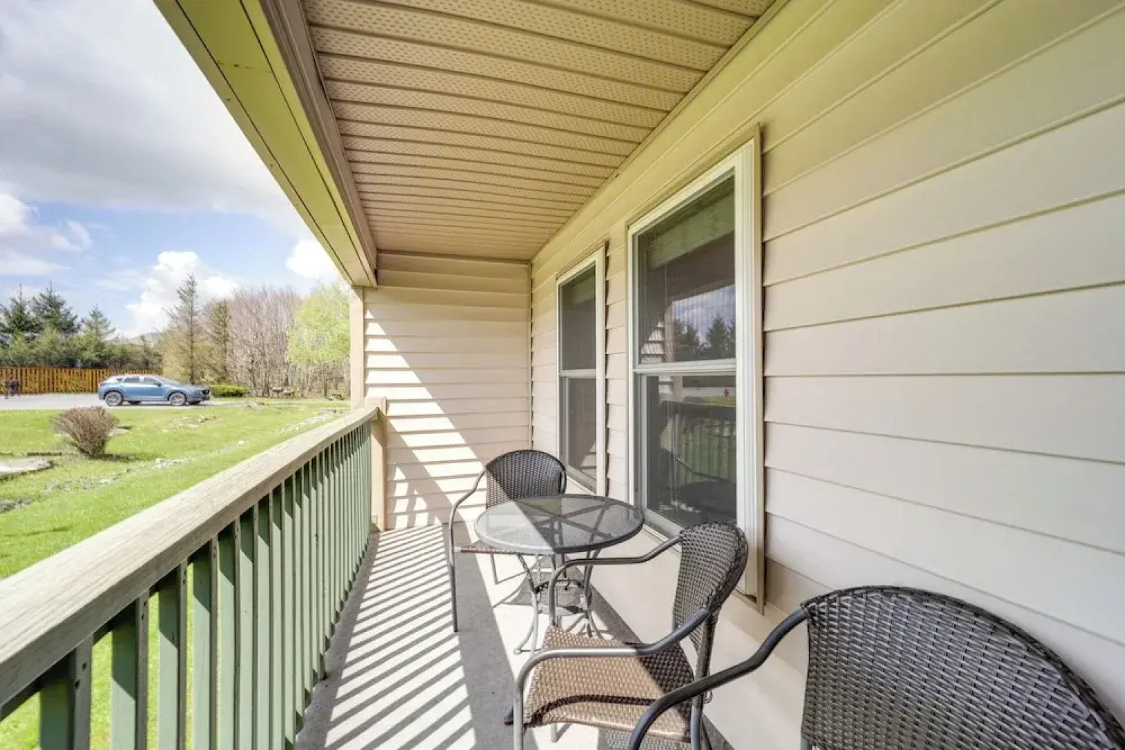 Furnished Deck + Resort Perks: Beech Mtn Retreat!