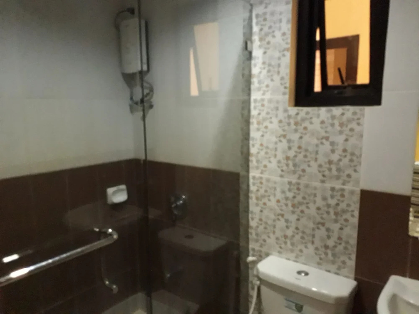 WMV Hotel & Restaurant