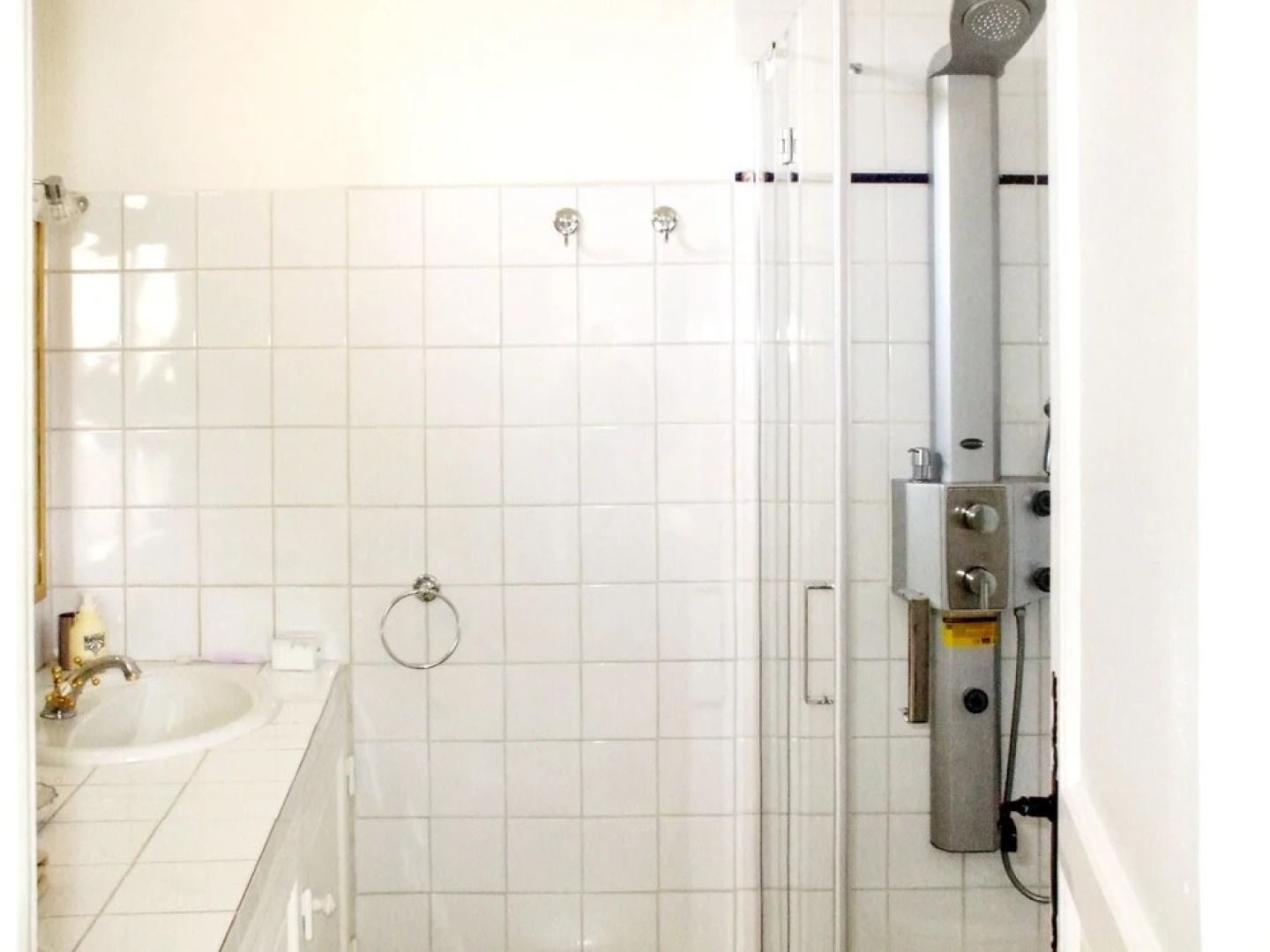 House With 4 Bedrooms in Mollégès, With Wonderful Mountain View, Priva