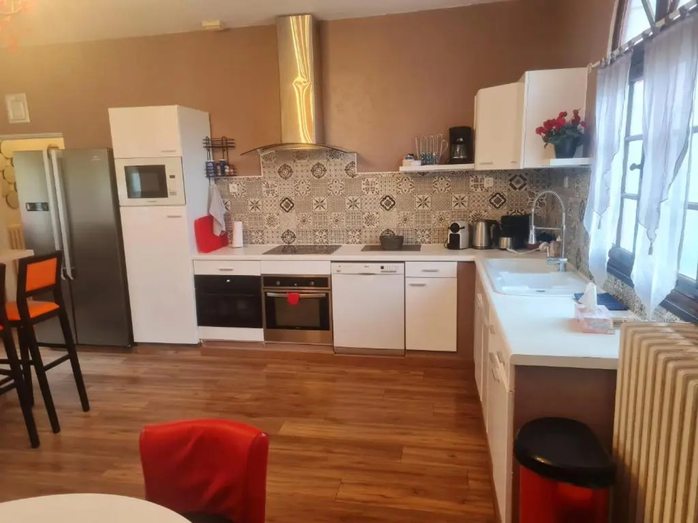 Demeure de 6 chambres avec piscine interieure jacuzzi et jardin clos a Vernou sur Brenne