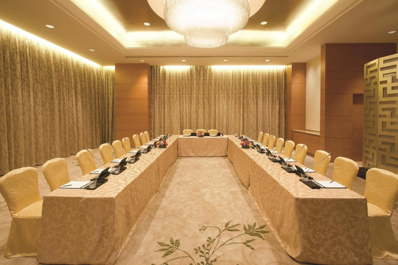 Fairmont Yangcheng Lake