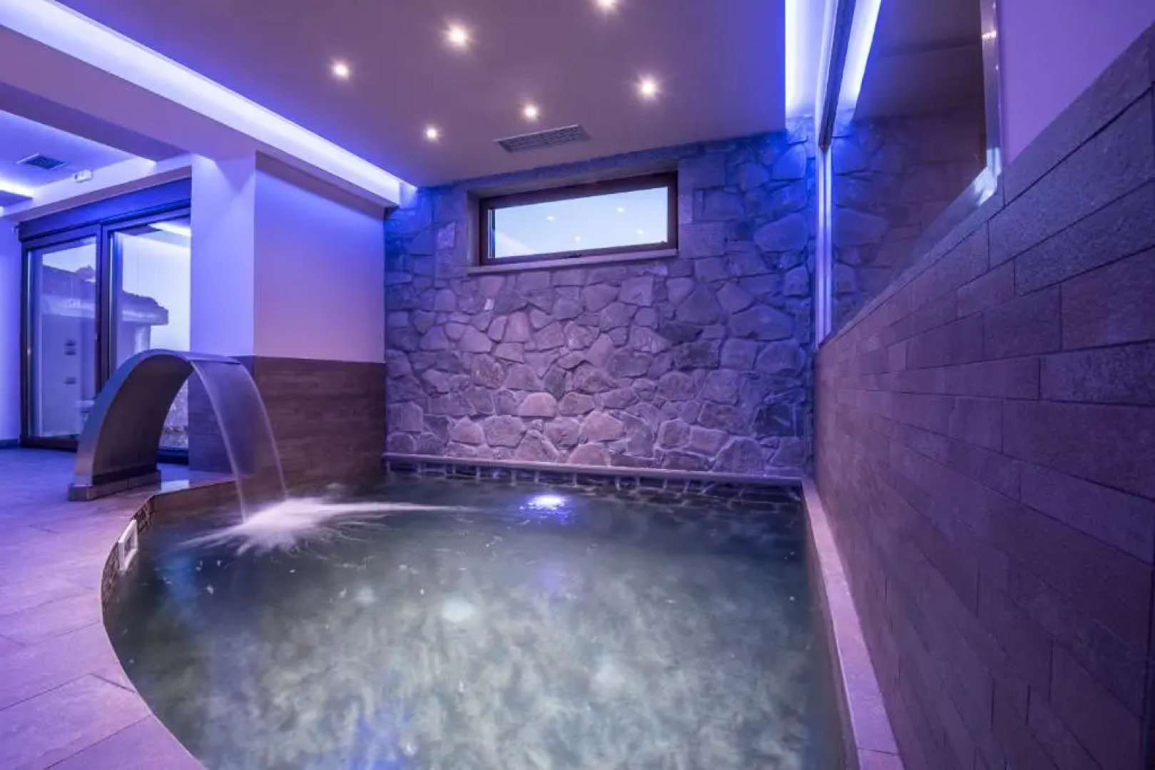 The View Village - Villas Suites & Spa