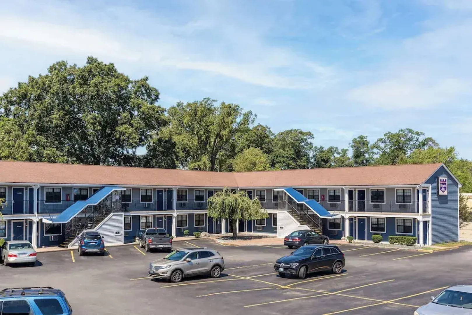 Knights Inn North Attleboro