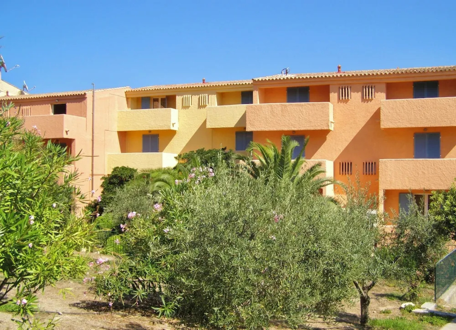 Residence con piscina a La Maddalena