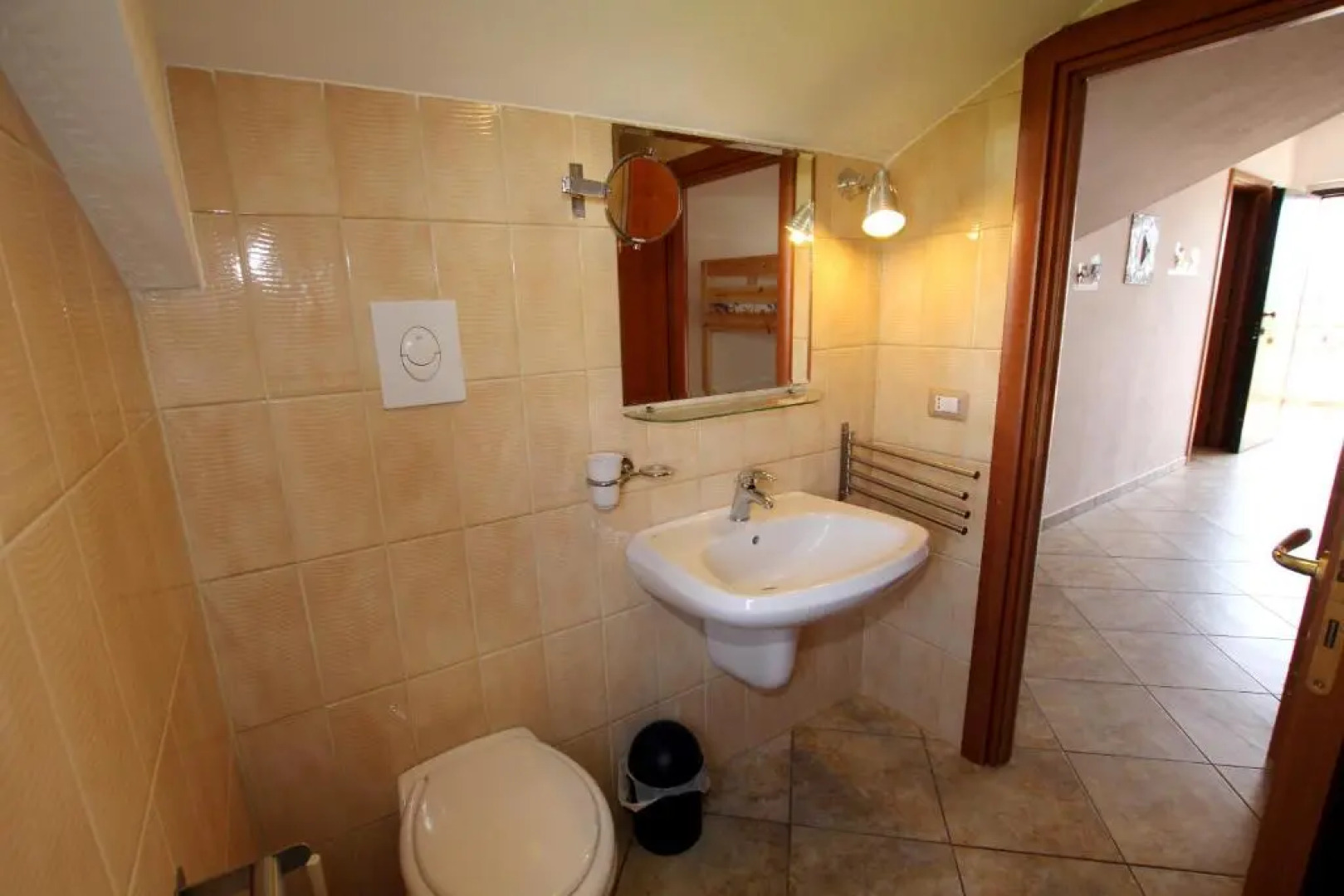 Graceland rooms and suites