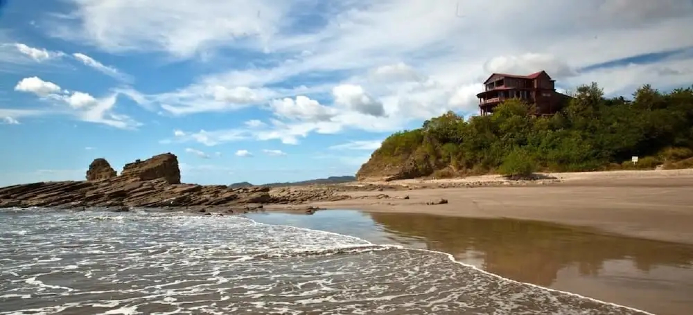 Magnific Rock - Surf Resort & Yoga Retreat Nicaragua - Hostel