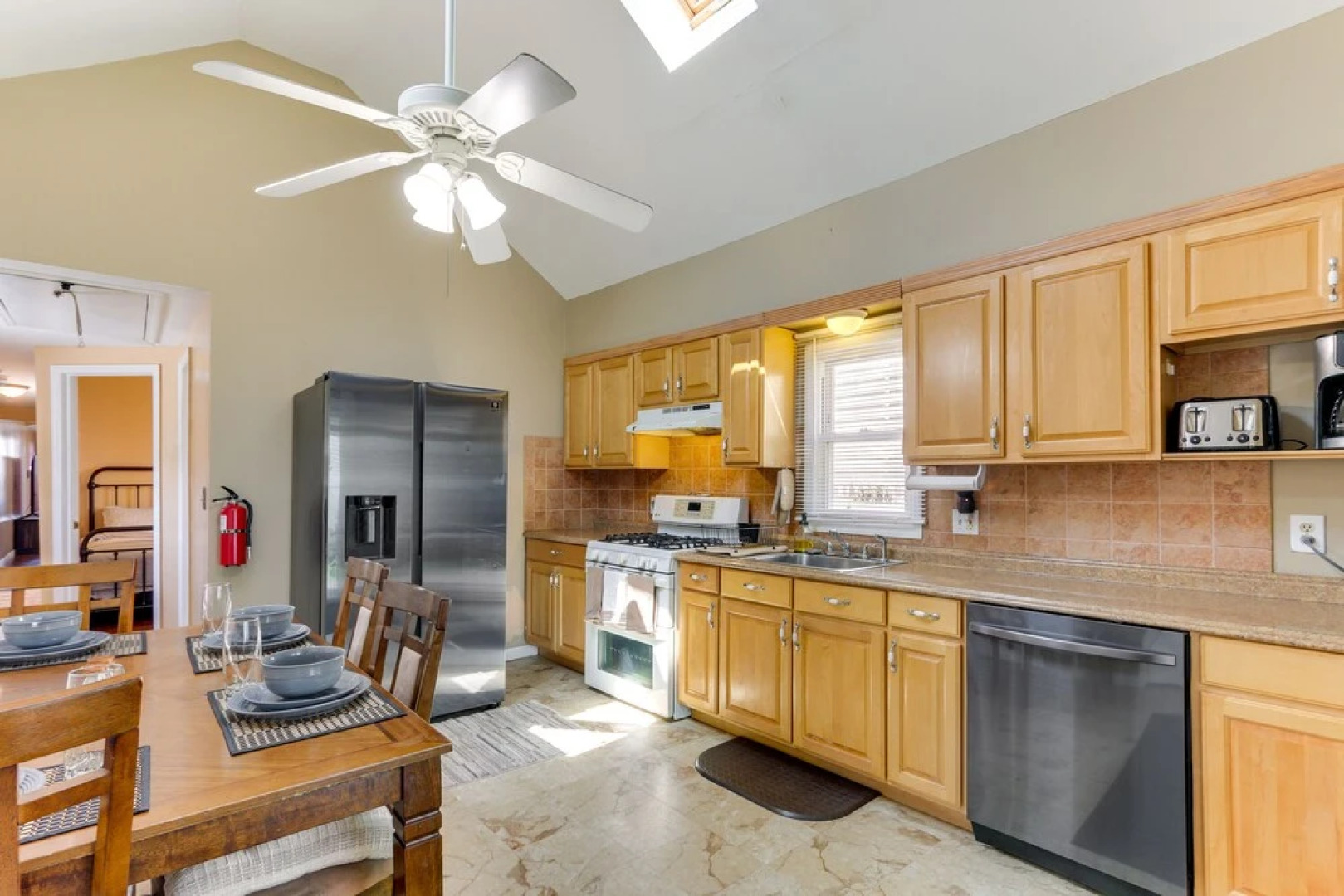 Keansburg Home w/ Private Hot Tub!