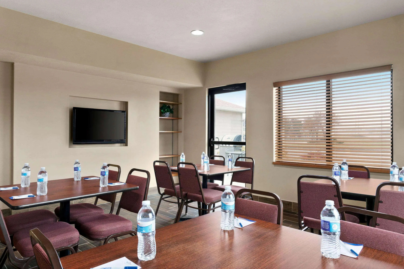 Baymont by Wyndham Sioux Falls West (67058) Sioux/ Near Airport