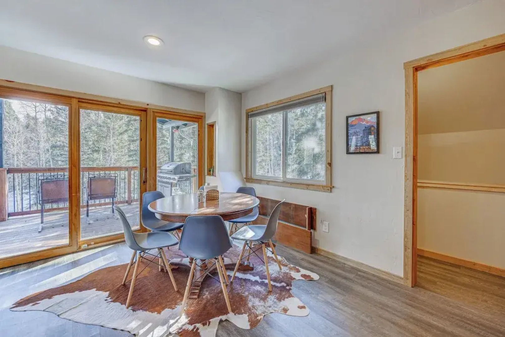 Pet-friendly Florissant Cabin w/ Fire Pit!