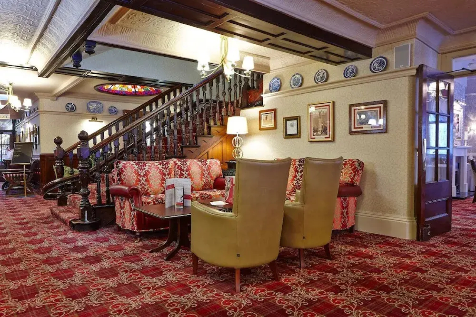 The George Hotel Sure Hotel Collection by Best Western