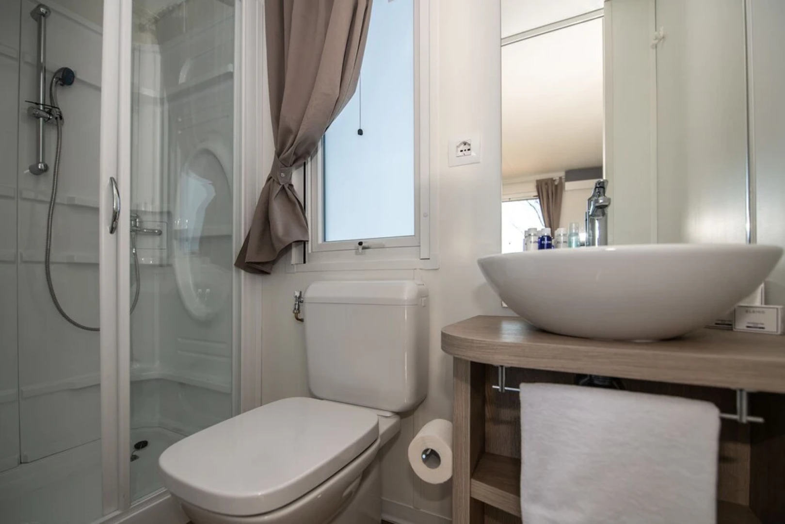 Superior Mobile Homes in Camping Kazela