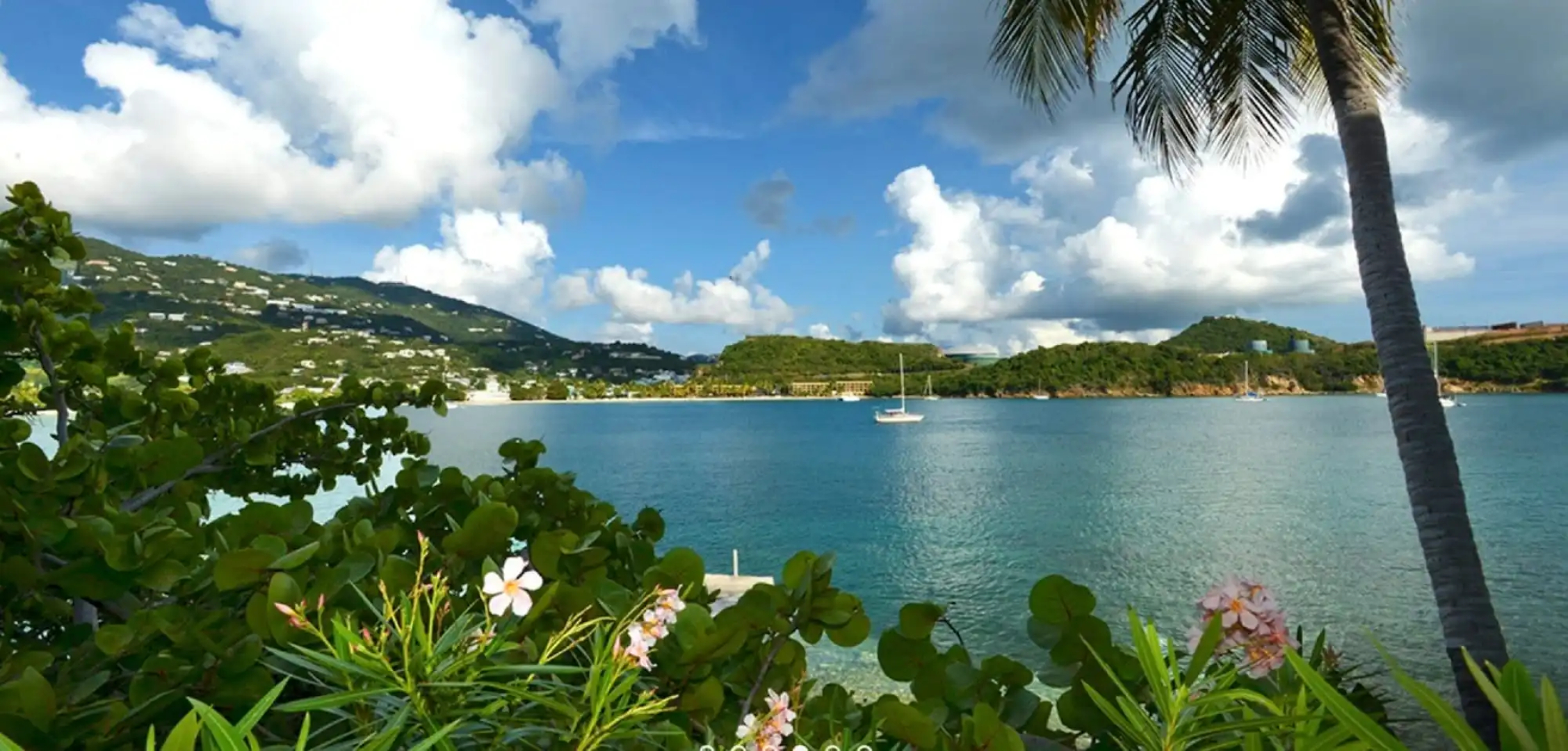 Lindbergh Bay Hotel and Villas