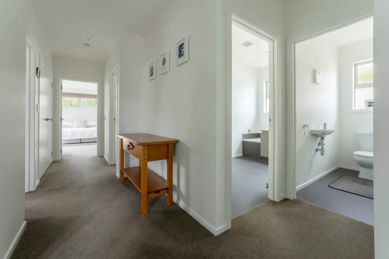 Light and Bright Large Family Home