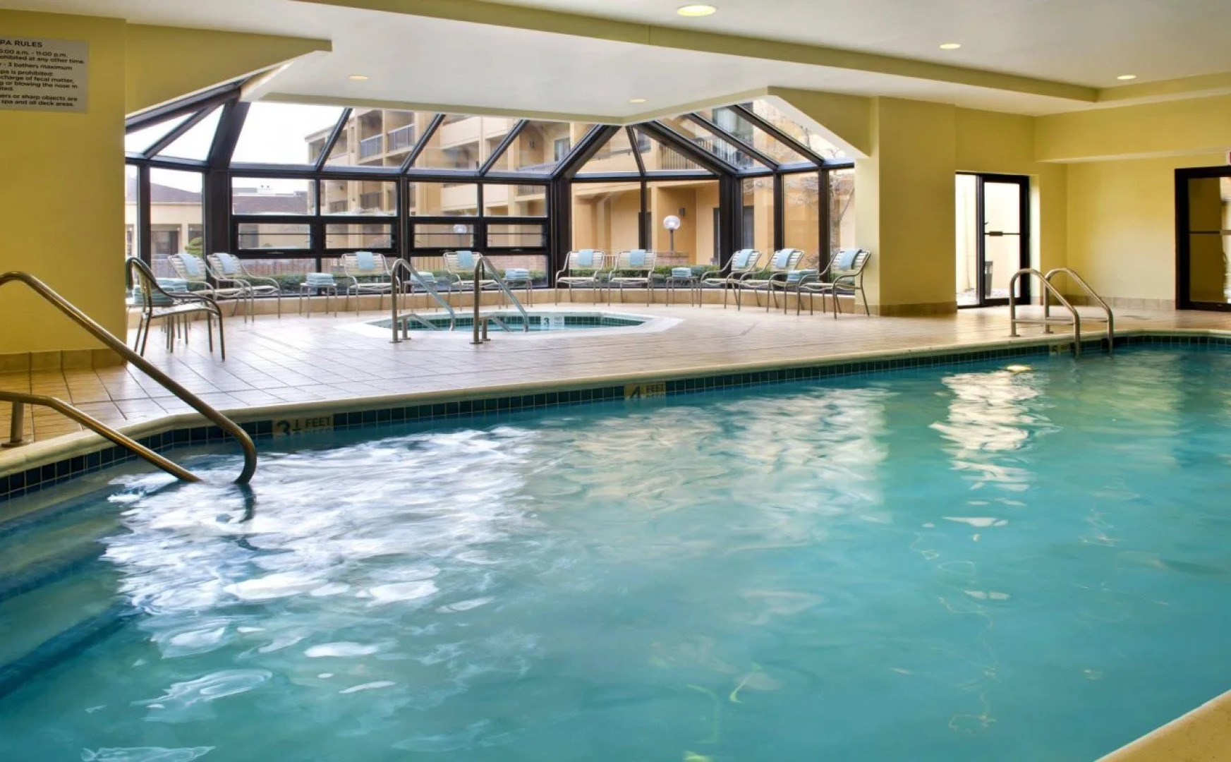 Courtyard Syracuse Carrier Circle