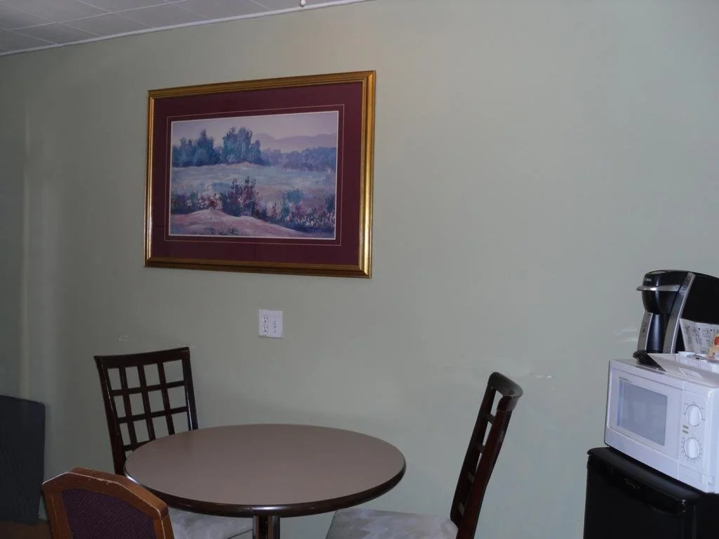 Hotel Bethel - Fort MacLeod, AB