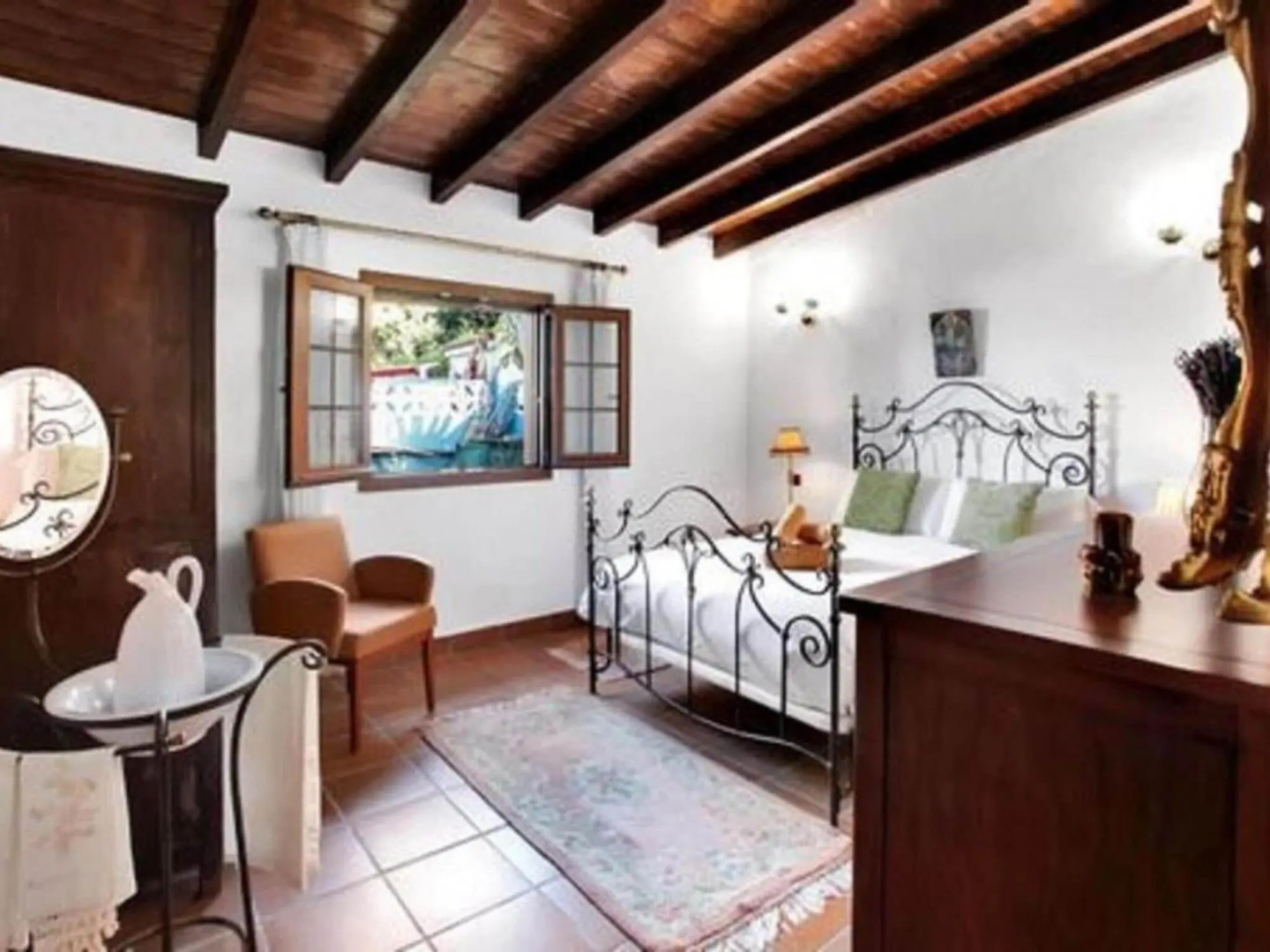 Beautiful holiday home in Los Realejos with garden